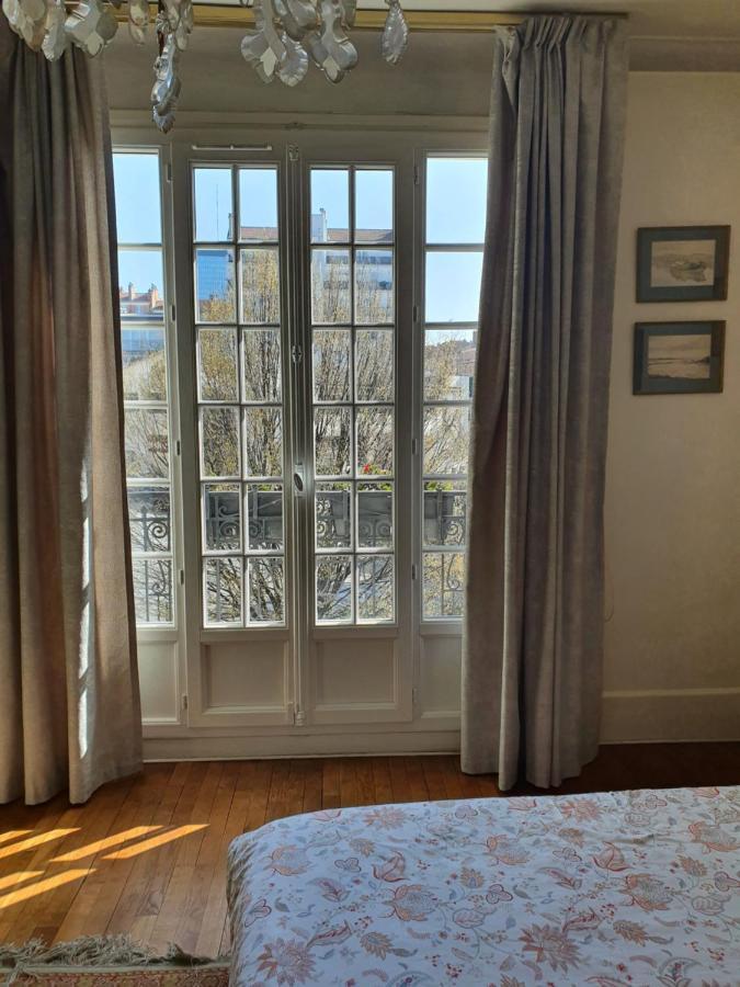 La Romantique Paris Exterior photo